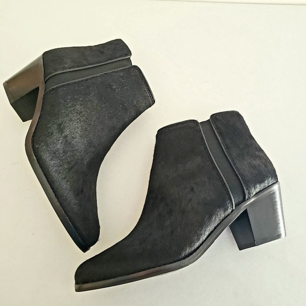 FRYE JOLENE  SHORT CALF HAIR ANKLE BOOTIES zip